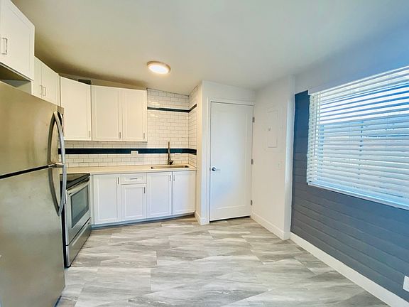 2nd image of 2903 N Euclid Ave