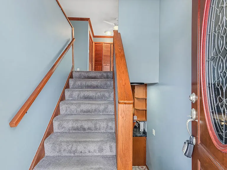 16 Baker St — Photo 4