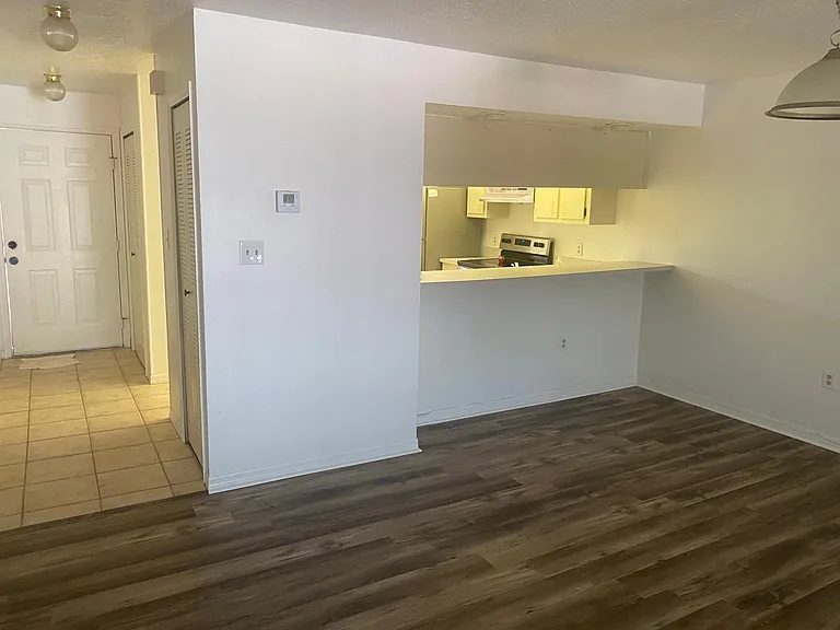 317 La Paloma Ln — Photo 9