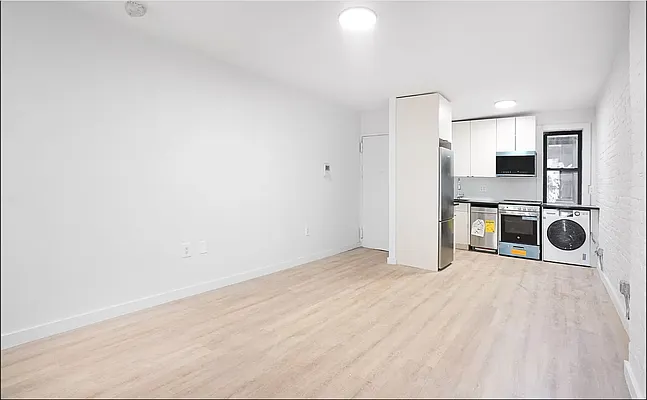 Rented by Nolita Group | media 15