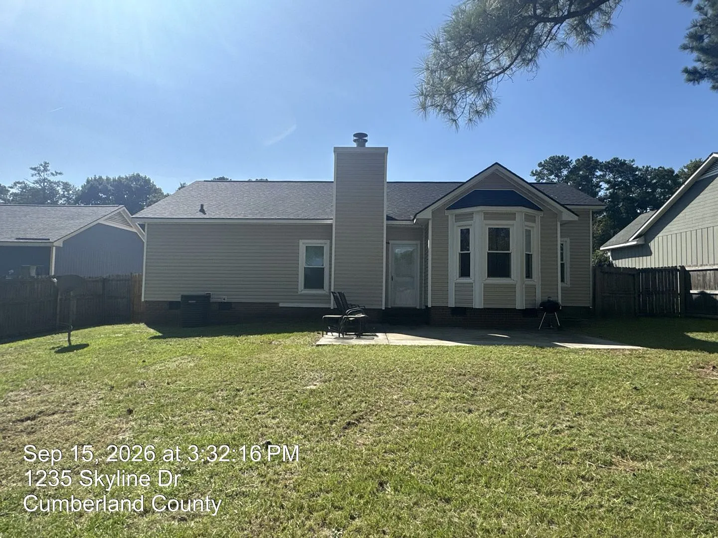 1235 Skyline Drive — Photo 2