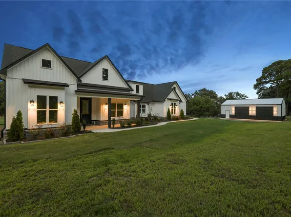 5040 Webster Branch Way, Van Buren, AR 72956