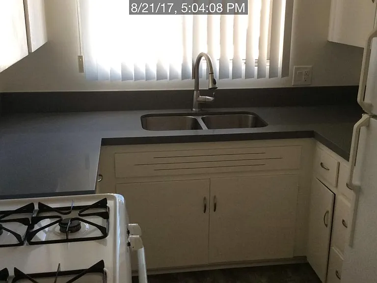 825 Euclid St #10 — Photo 5