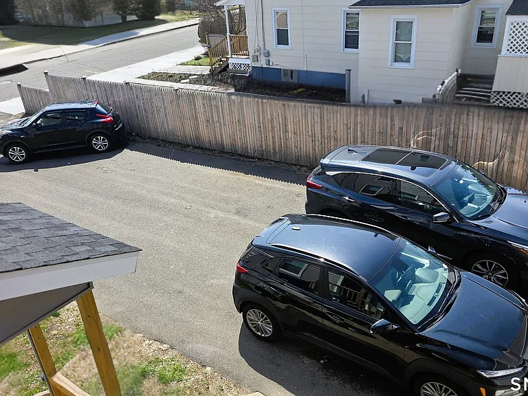 14 Meadow St — Photo 24