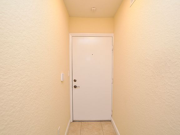 4th image of 109 S 25th Ave #O13