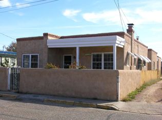 816 1/2 W Manhattan Ave, Santa Fe, NM 87501