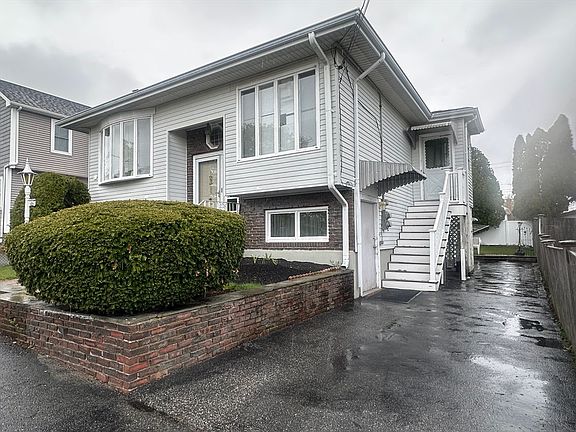 3rd image of 122 Lantern Rd