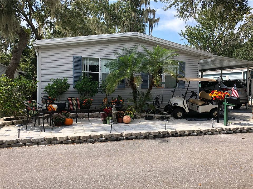 1st image of 10308 Oak Forest Dr