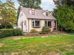 1587 Wesley Ave, Merrick, NY 11566
