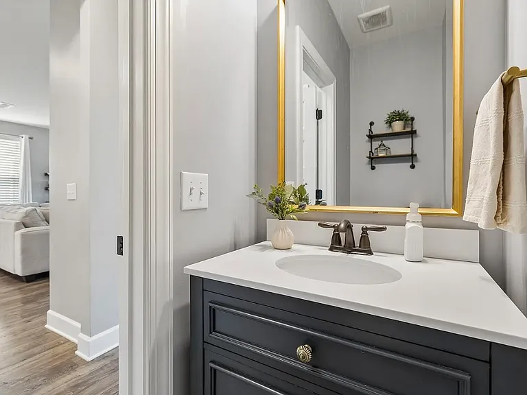 723 Tennypark Ln — Photo 7