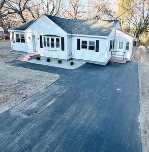 25 Saint Marie Street, Manchester, NH, 03102