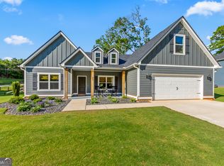 23 E Hill St, Newnan, GA 30263