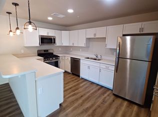 111 S Leroy St #0, Fenton, MI 48430