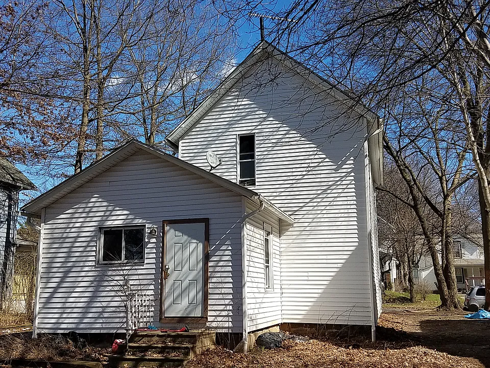 Building Photo 4