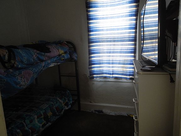 4th image of 4062 S Campbell Ave
