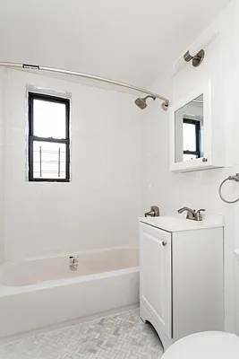 Rented by Living New York | media 15