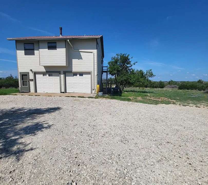 3 Thistle Hill Dr