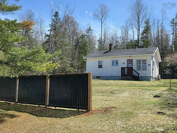 3rd image of 156 Greenfield Rd