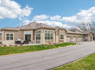 W139S9977 Jay Dr, Muskego, WI 53150