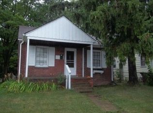 141 Elizabeth Lake Rd, Pontiac, MI 48341