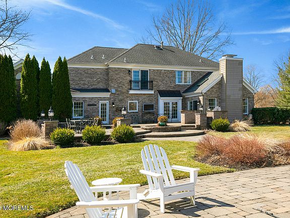 2nd image of 6 Pheasant Road