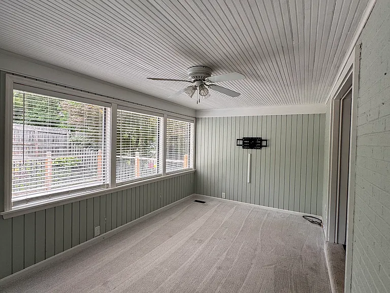 3414 Oak Ln — Photo 15