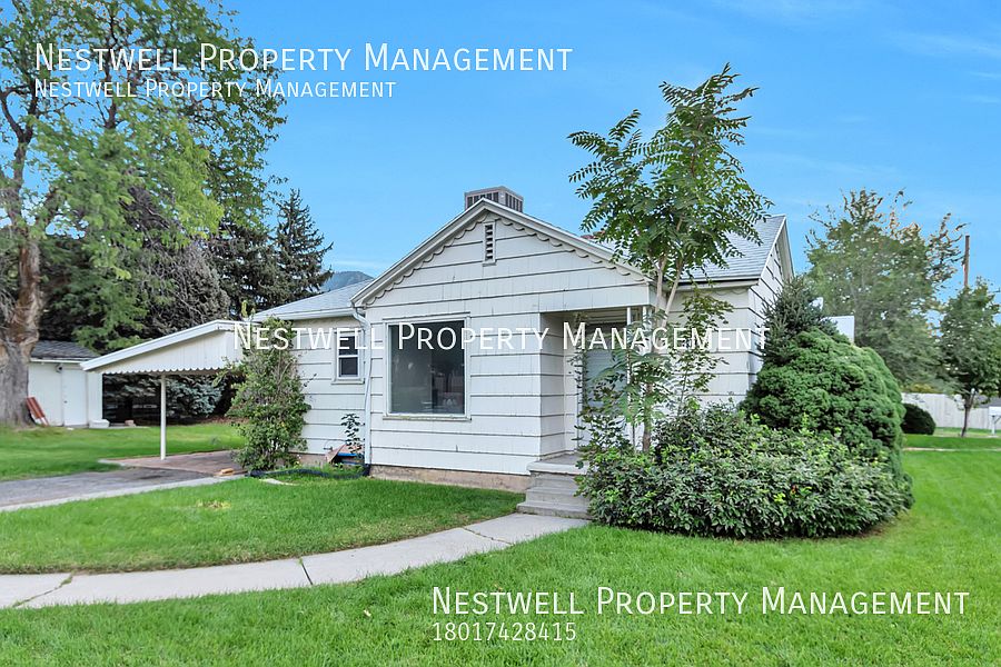 1st image of 2310 E Delia Dr