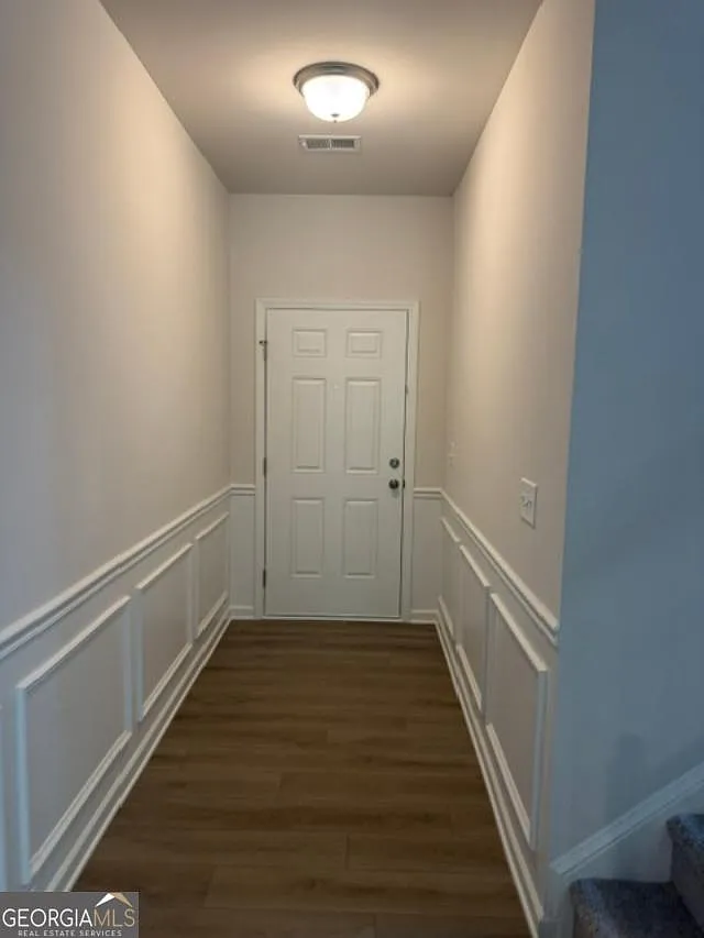 Building Photo - 2340 Ravencliff Dr