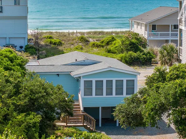 466 N Anderson Blvd, Topsail Beach, NC 28445