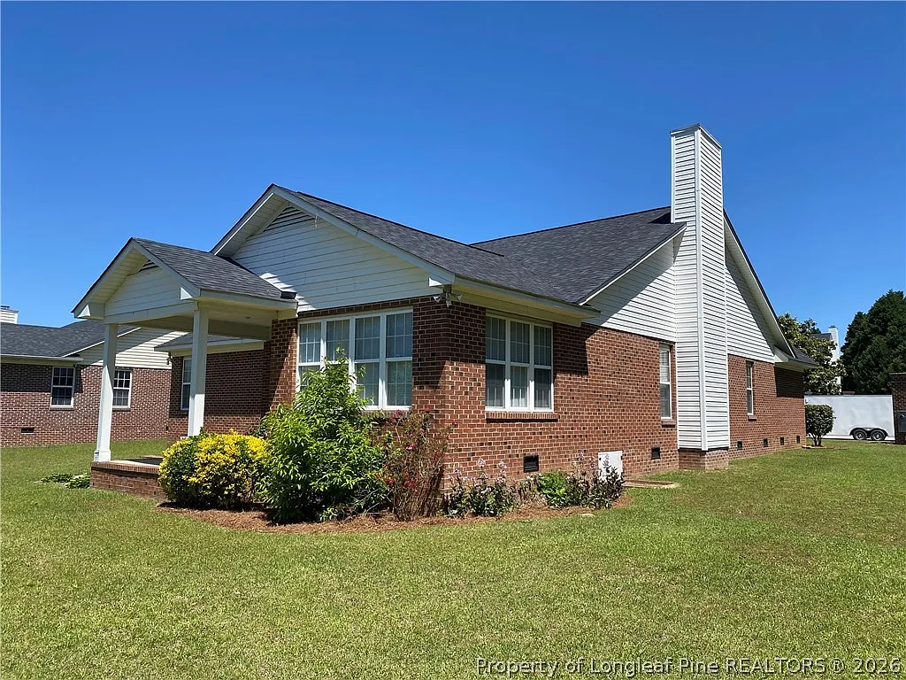 3 bed, 3.0 bath, 2167 sqft, $1,795 — Photo 3