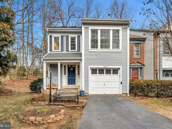 3886 Waythorn Pl, Fairfax, VA 22033