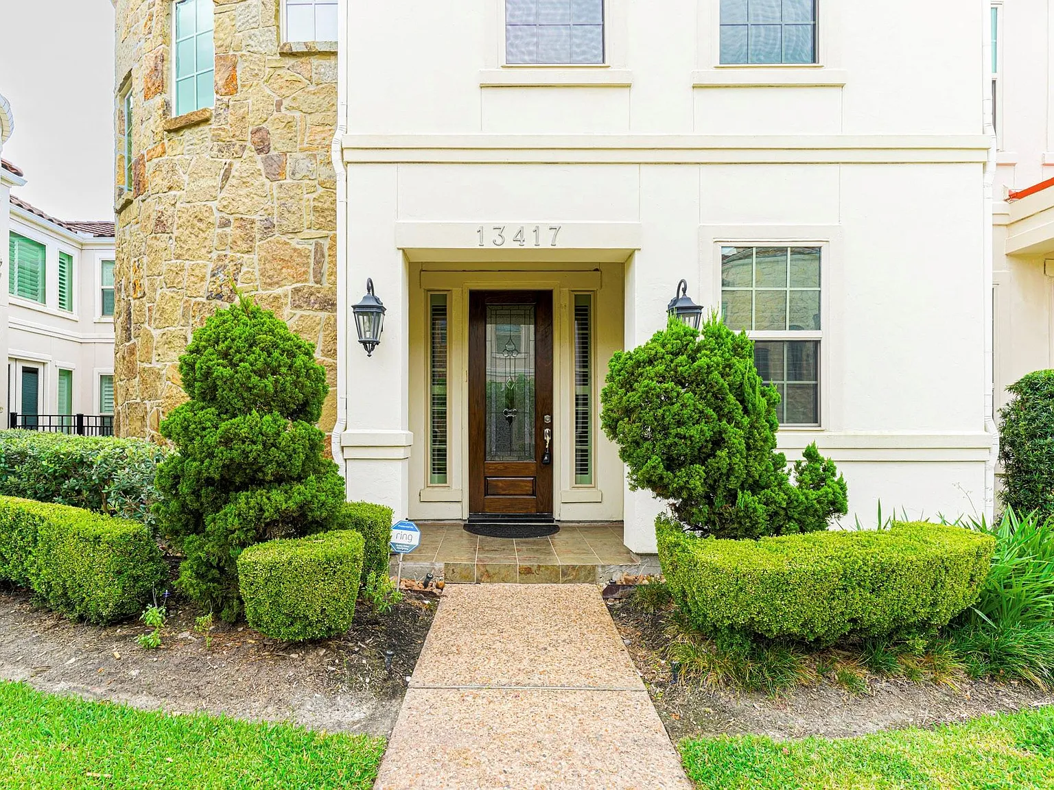3 bed, 3.5 bath, 2854 sqft, $3,450 — Photo 4
