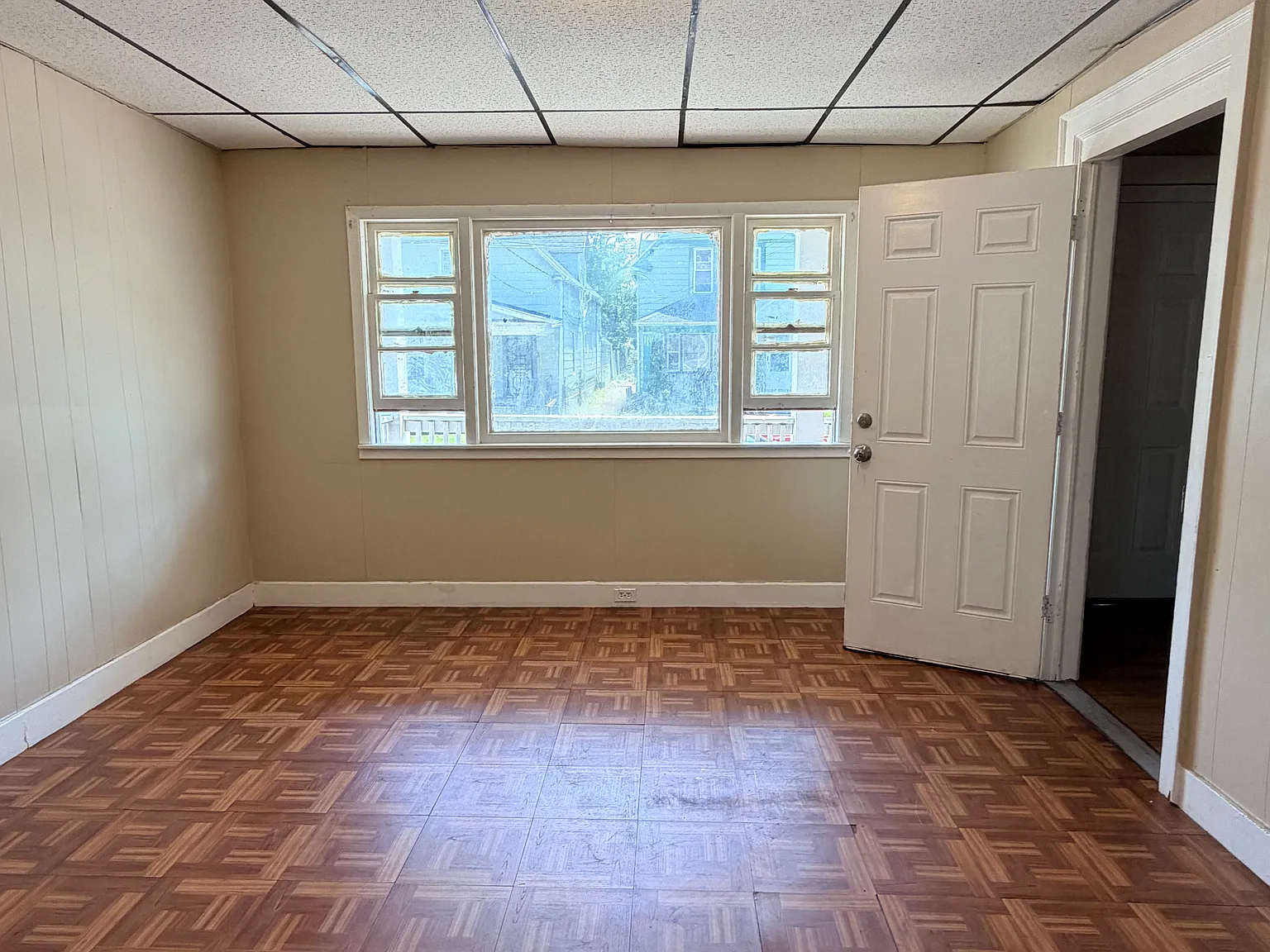 2 bed, 975 sqft, $950 — Photo 2