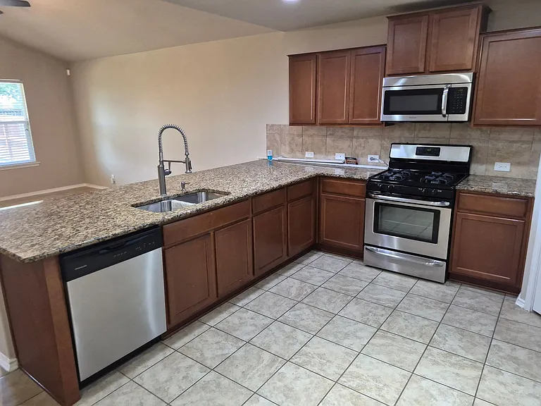 10213 Metz Valley — Photo 11