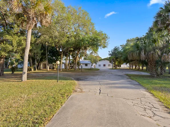 1555 Dalbora Rd, Merritt Island, FL 32953