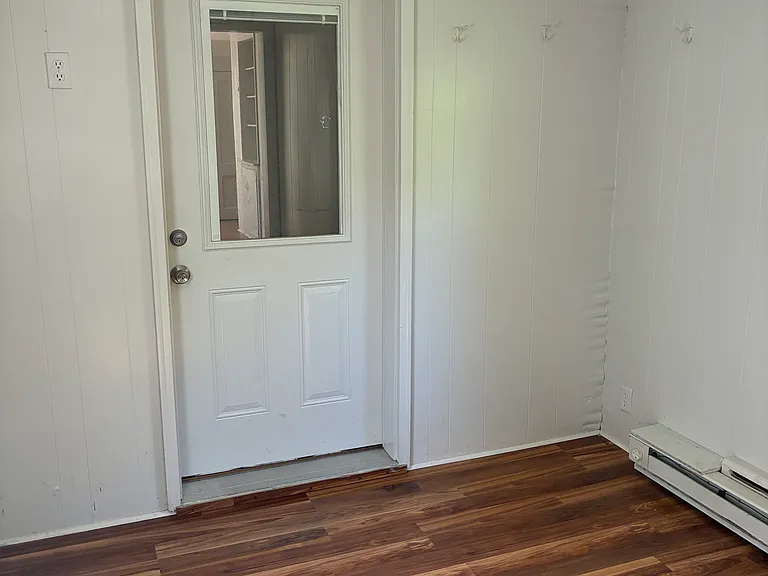 93 E Main St #2 — Photo 4