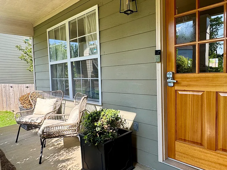 816 Crescent Hill Rd — Photo 18