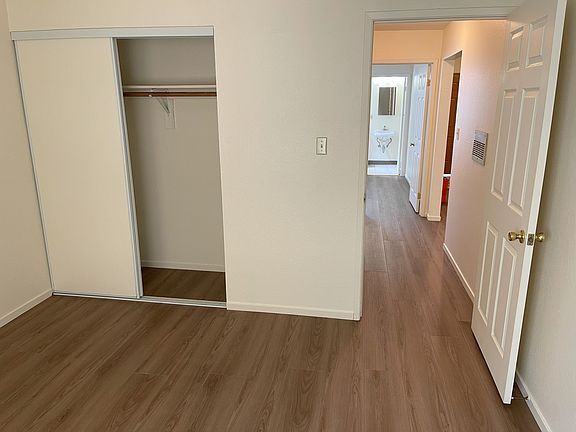 4th image of 377 Peoria St APT 4