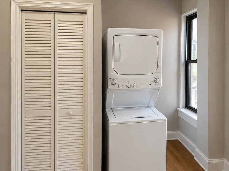 109 S Main St #1/2 — Photo 7