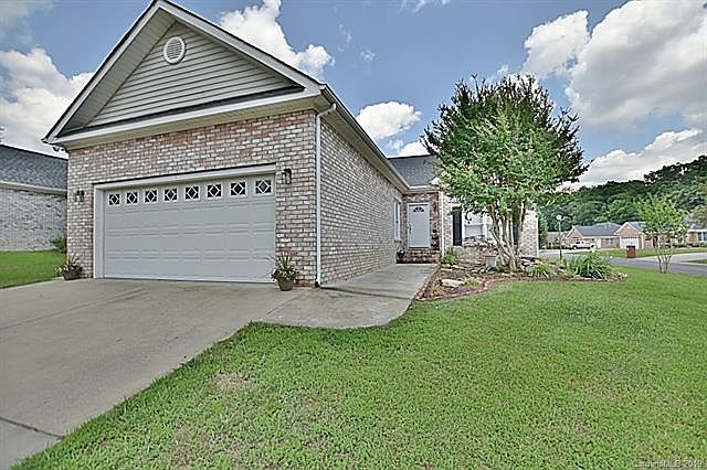 1st image of 500 Scarboro Ln