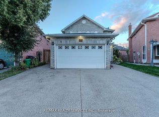 32 Heddon Ct, Brampton, ON L6Z 4H2