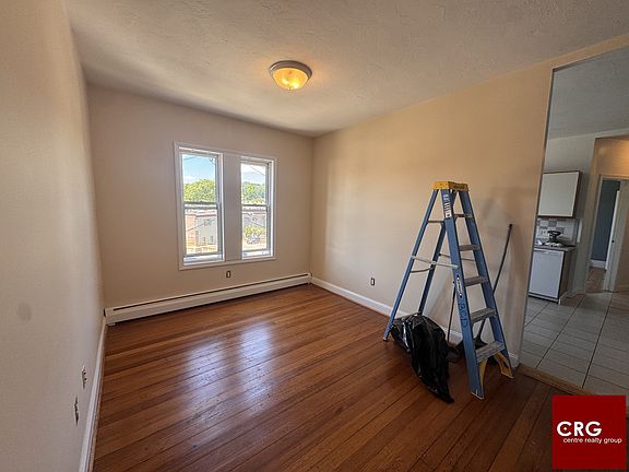 3rd image of 13 Bismarck St APT 3