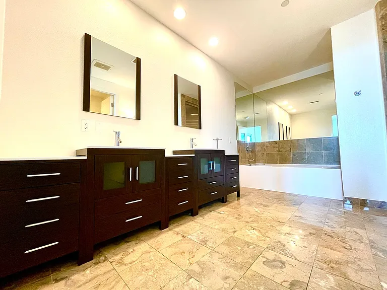 360 E Desert Inn Rd #402 — Photo 13