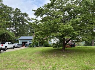 200 Lake Front Dr, Warner Robins, GA 31088