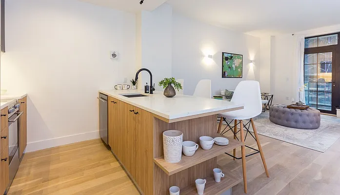 Rented by Carnegie Management Inc | media 2