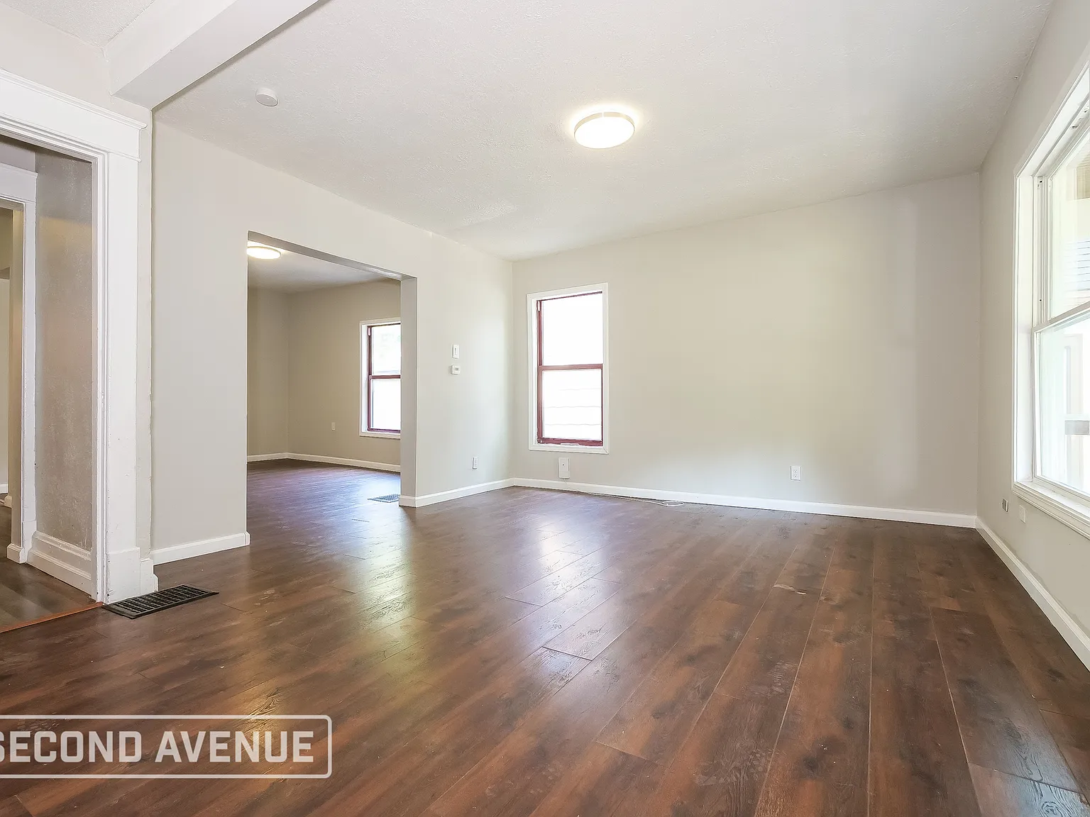 3 bed, 1.5 bath, 1555 sqft, $1,495 — Photo 3