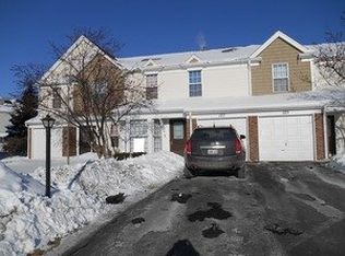 127 N Oltendorf Rd, Streamwood, IL 60107