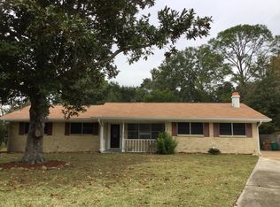 2448 Bay Vista Dr, Biloxi, MS 39531