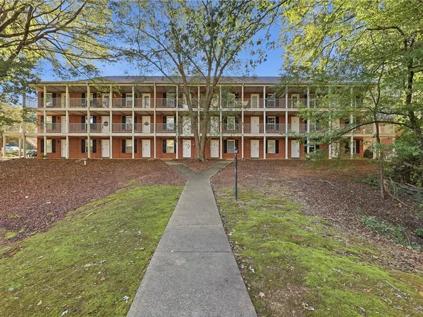 166 E University Dr #K108, Auburn, AL 36832