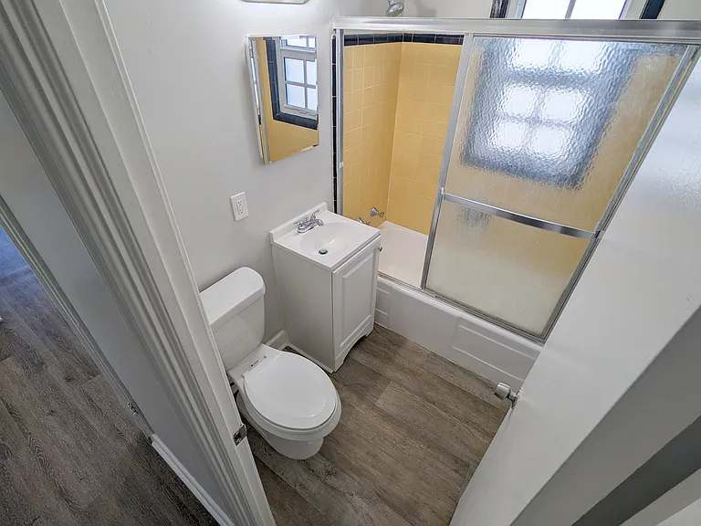 225 Conniston Rd #4 — Photo 6